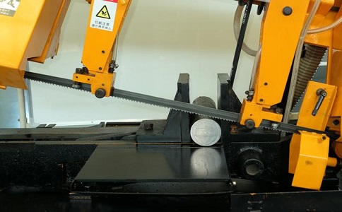 五桂山街道数控带锯床自动送料精度会出现偏差吗？