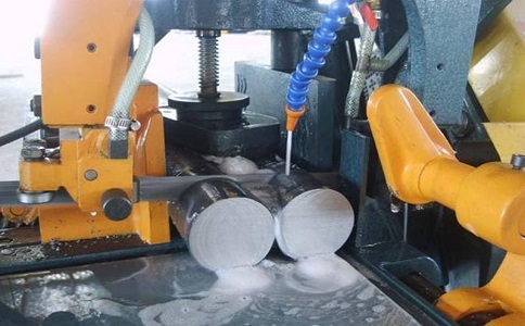 五桂山街道卧式带锯床的送料方式有哪几种？